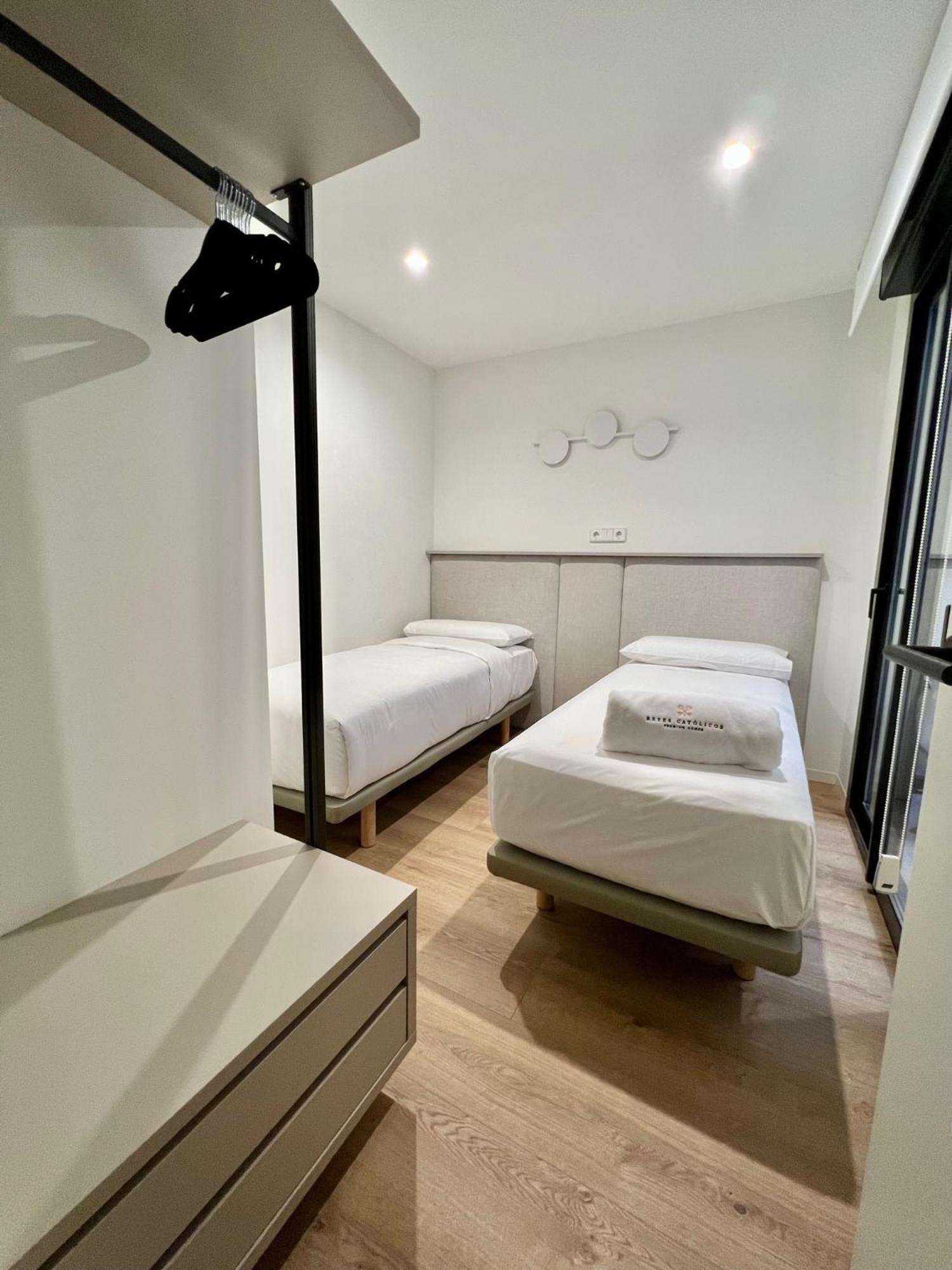 Reyes Catolicos Premium Homes อาลิกันเต ภายนอก รูปภาพ